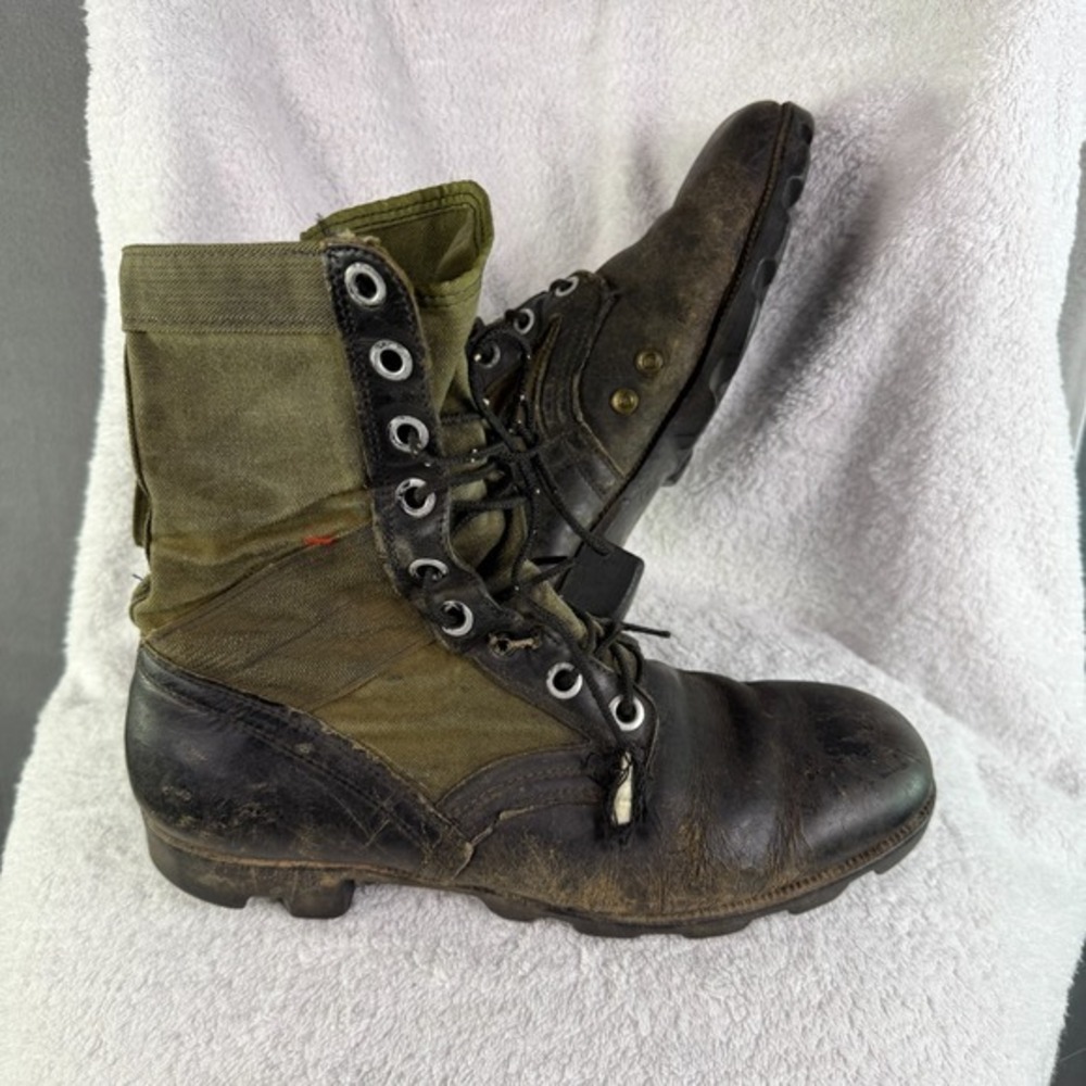 VTG Genesco CIC Mens 9 W Combat Boots Jungle Commando Army Vietnam 1968 Grunge‎